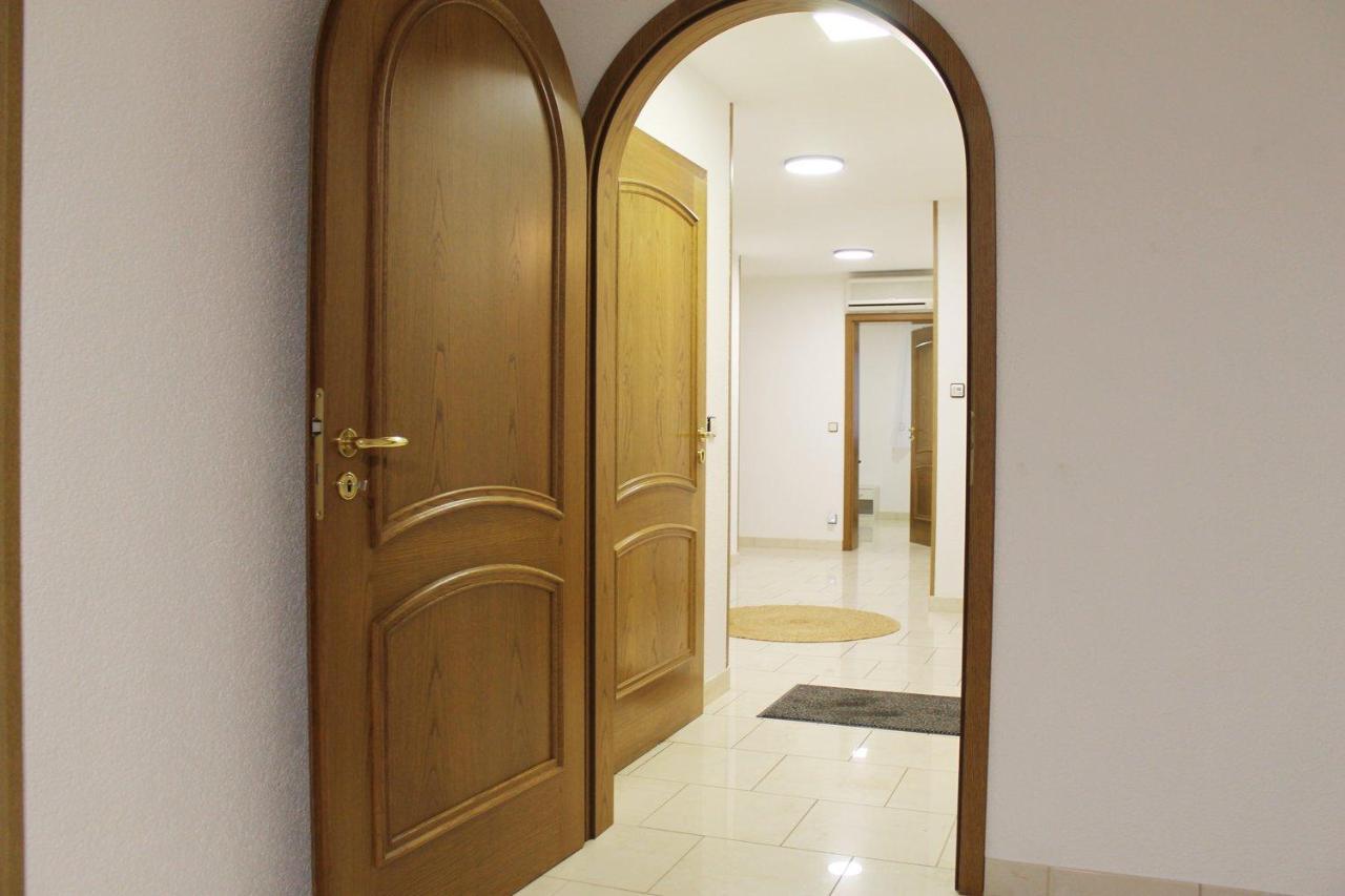 Spacious Apartment In Industrial Area Ludwigsburg Buitenkant foto